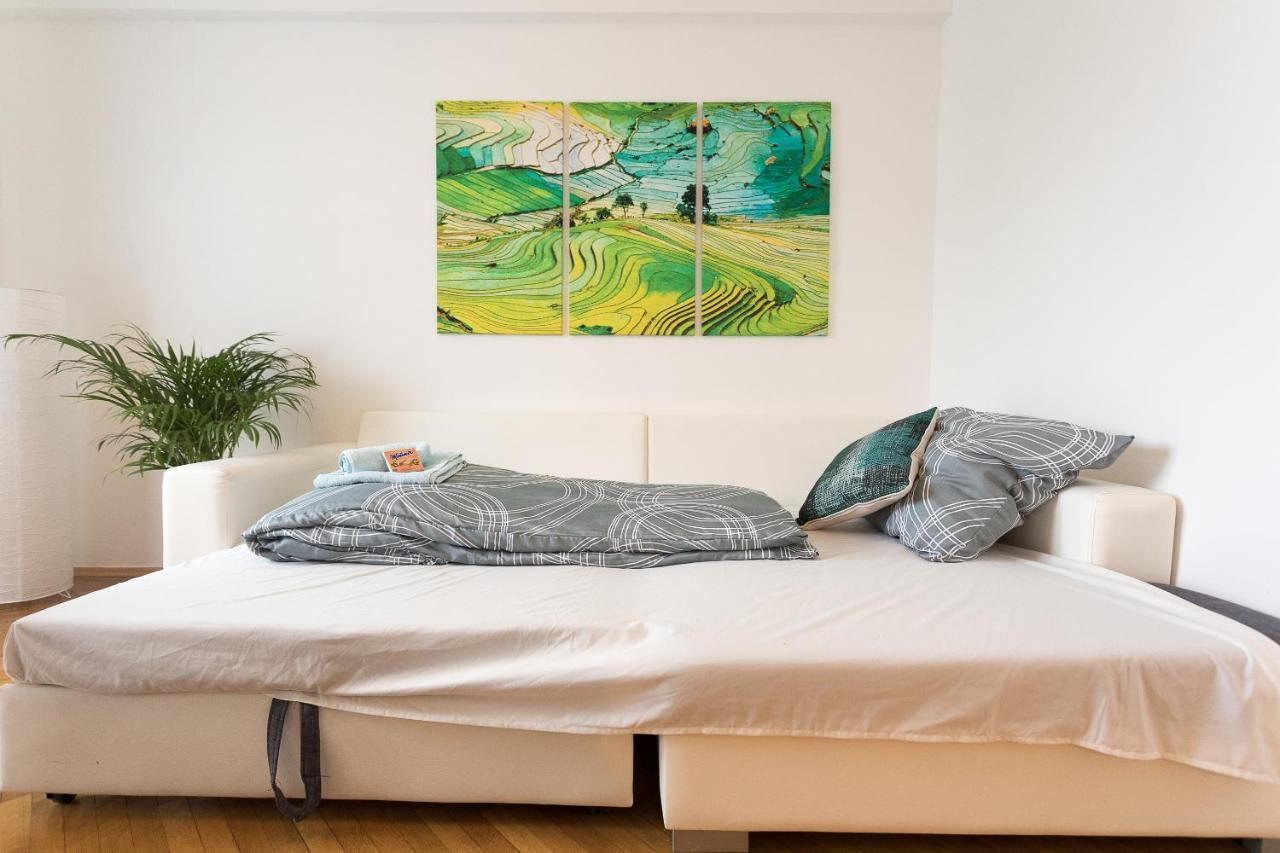 Apartmán French Balcony - 45M² - Szeneviertel Vídeň Exteriér fotografie